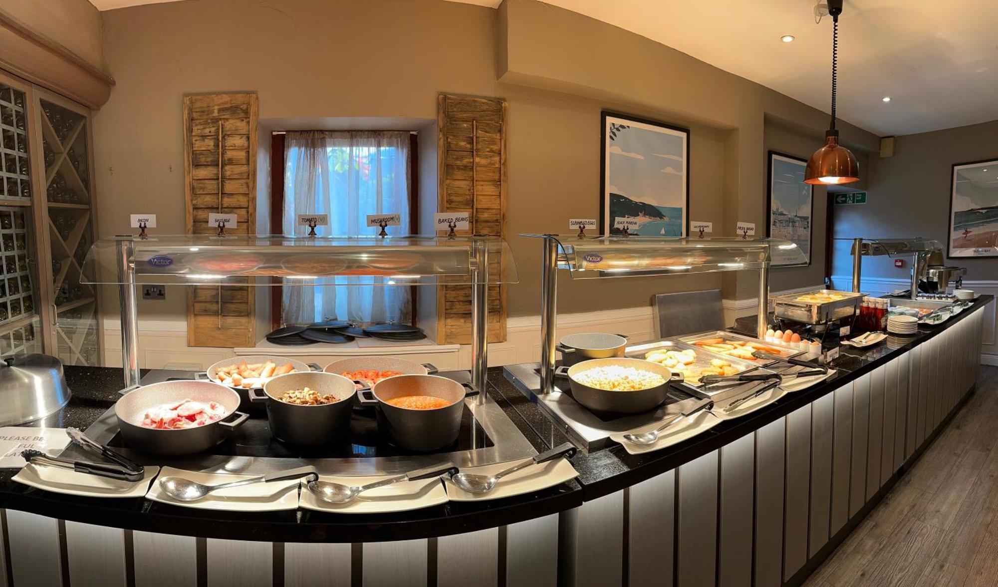 Le Friquet Hotel Castel ภายนอก รูปภาพ