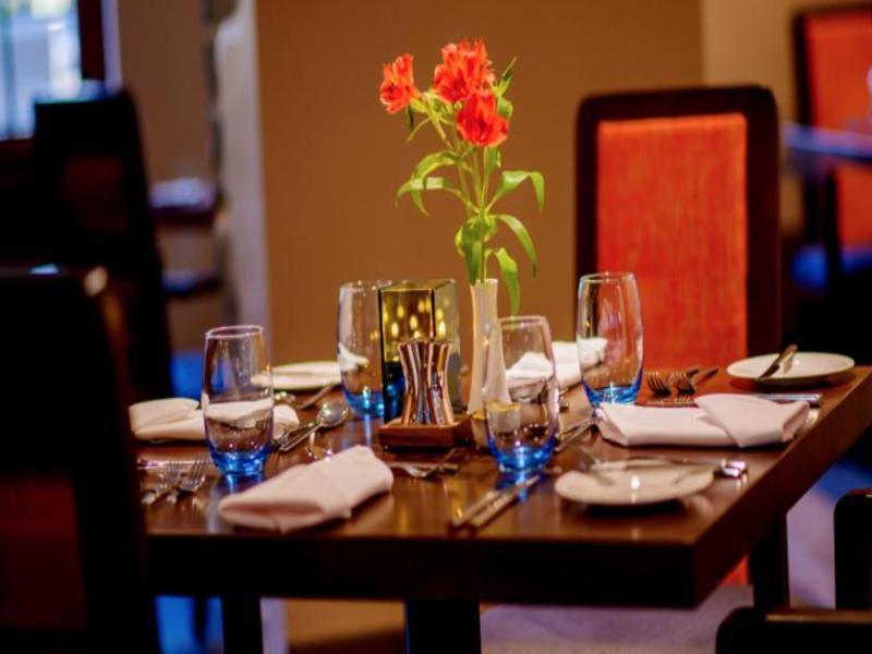 Le Friquet Hotel Castel ภายนอก รูปภาพ